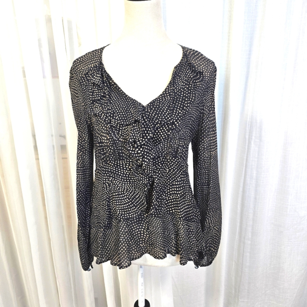 100% Silk Black and White Ruffled Buttoned Blouse‎